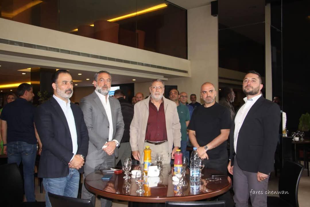 ناجي الاسطا يجمع الزحليين