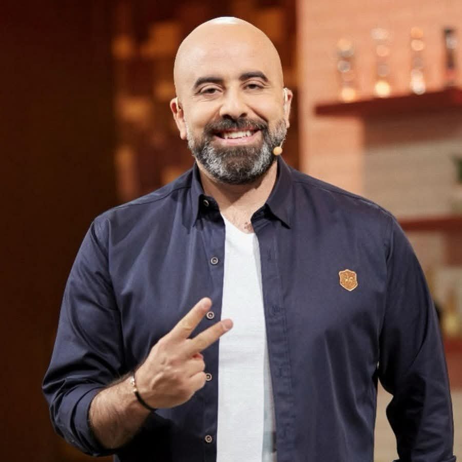 عودة الفنان هشام حداد وما الذي حصل معه على طريق المطار